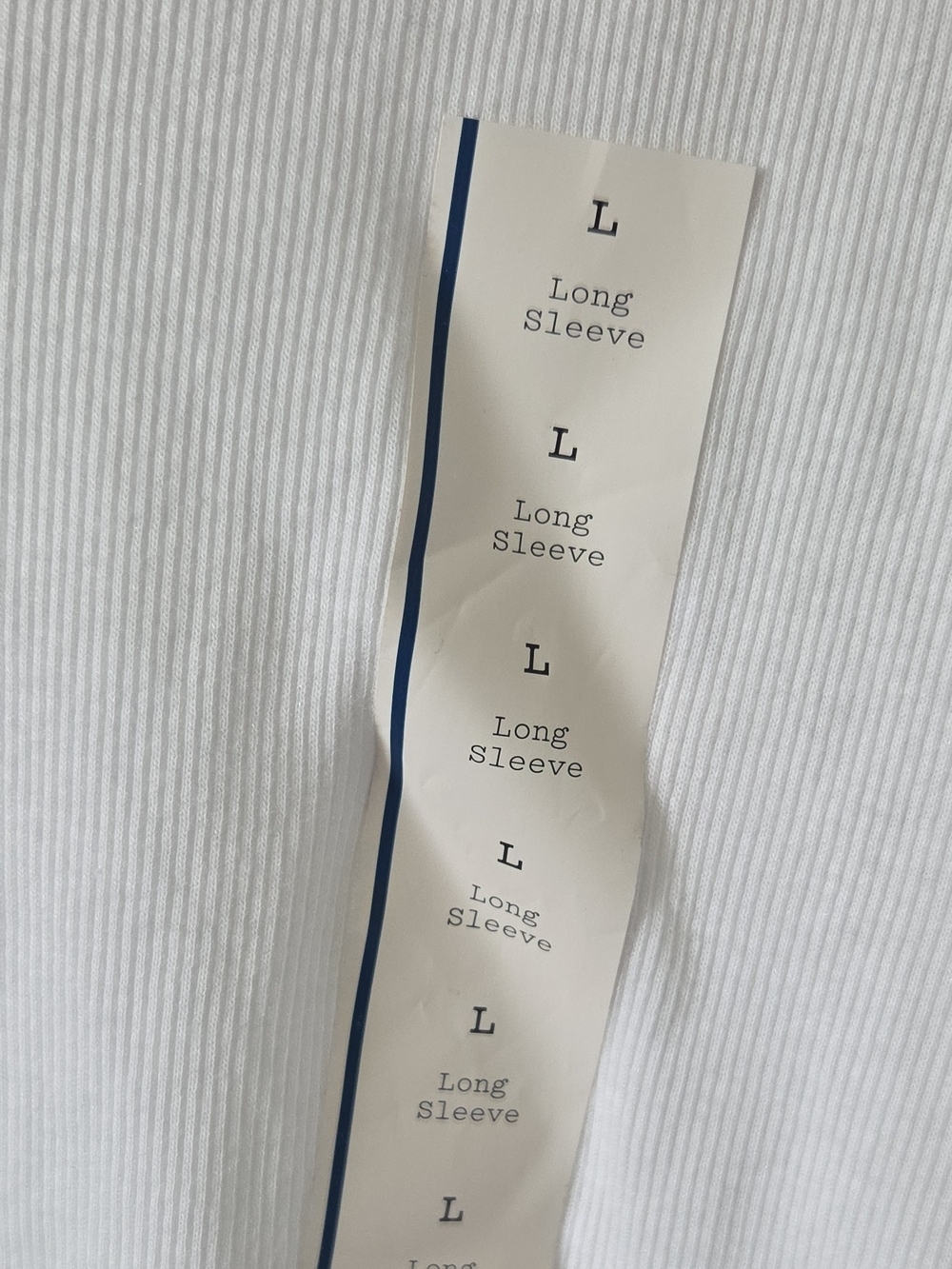 a new day White Scoop Neck Long-Sleeve Tee Lightweight Base Layer Size L - Picture 3 of 8